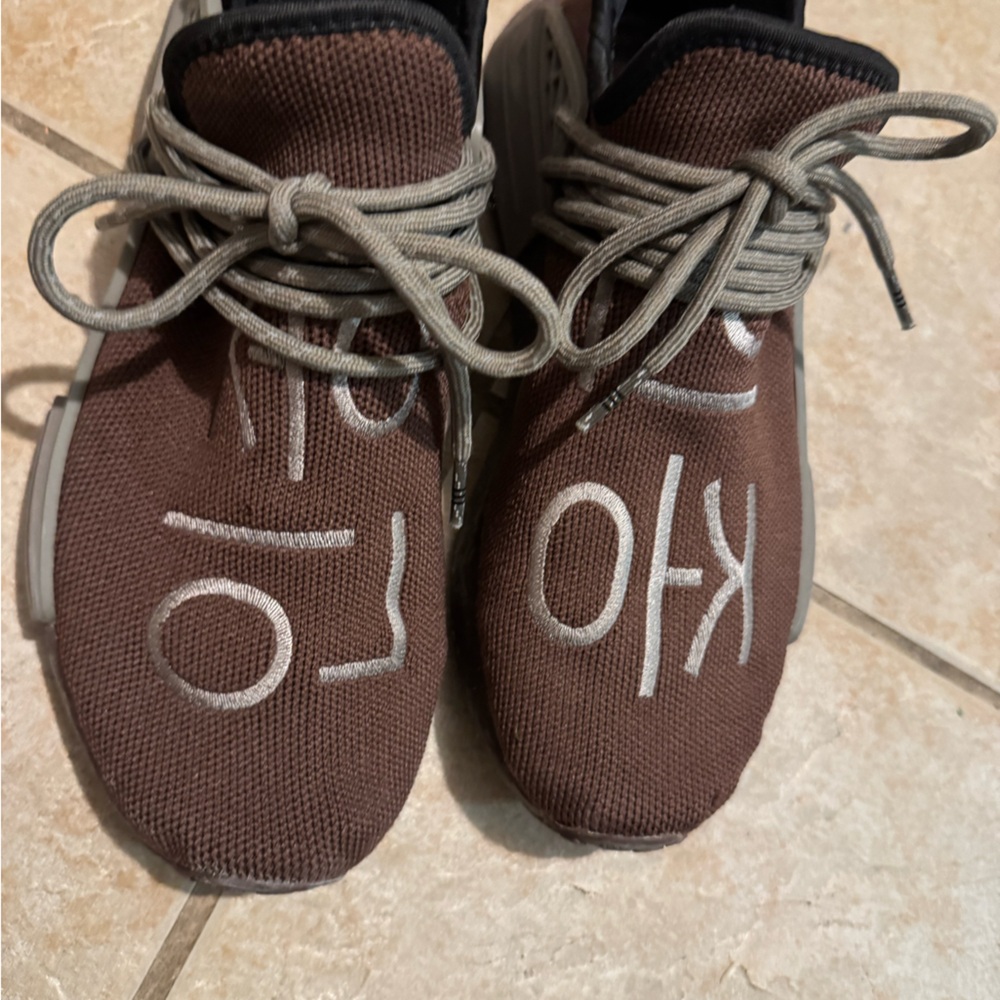 Pharell William X Adidas